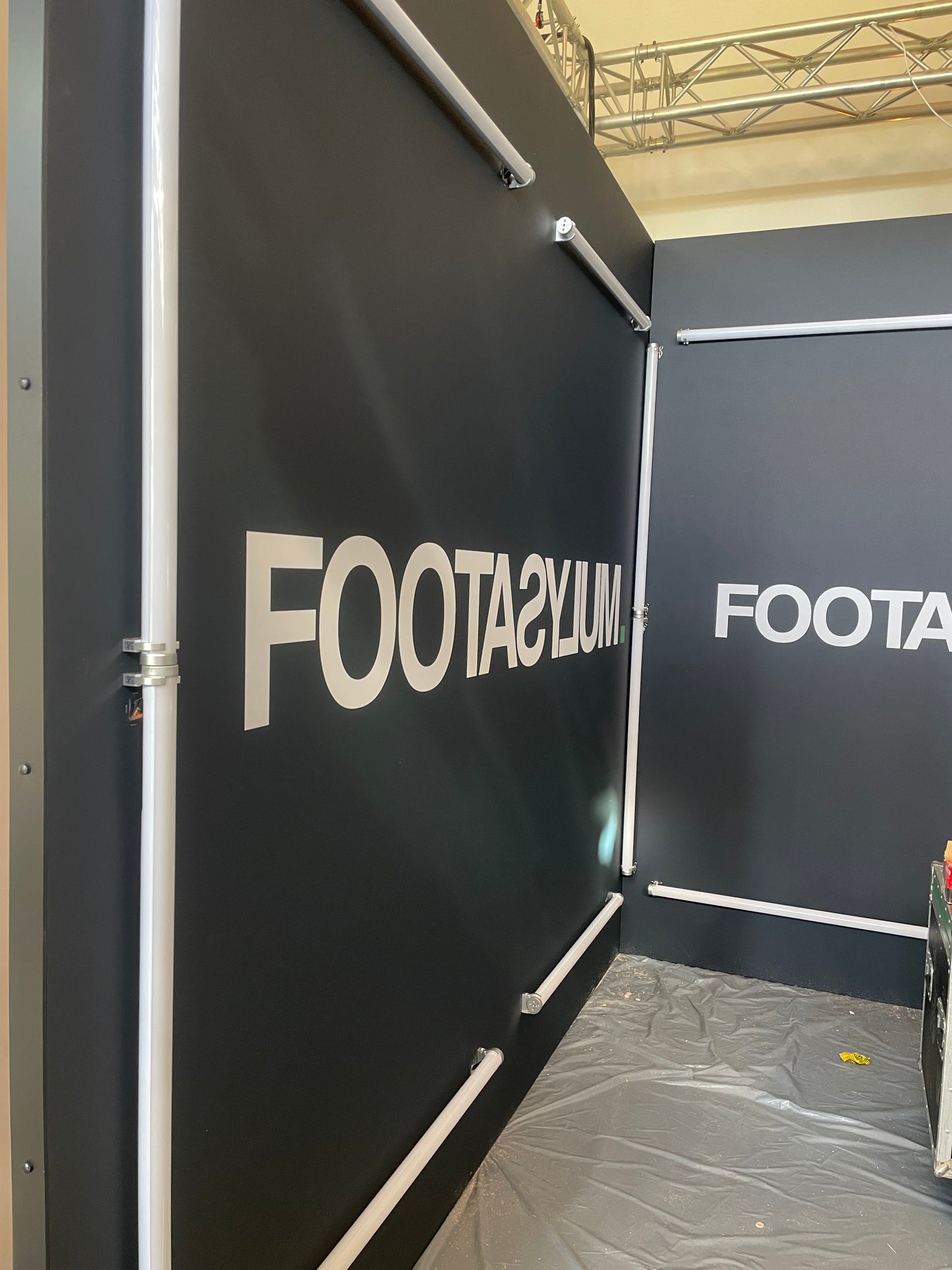 LOCKED IN - FOOTASYLUM