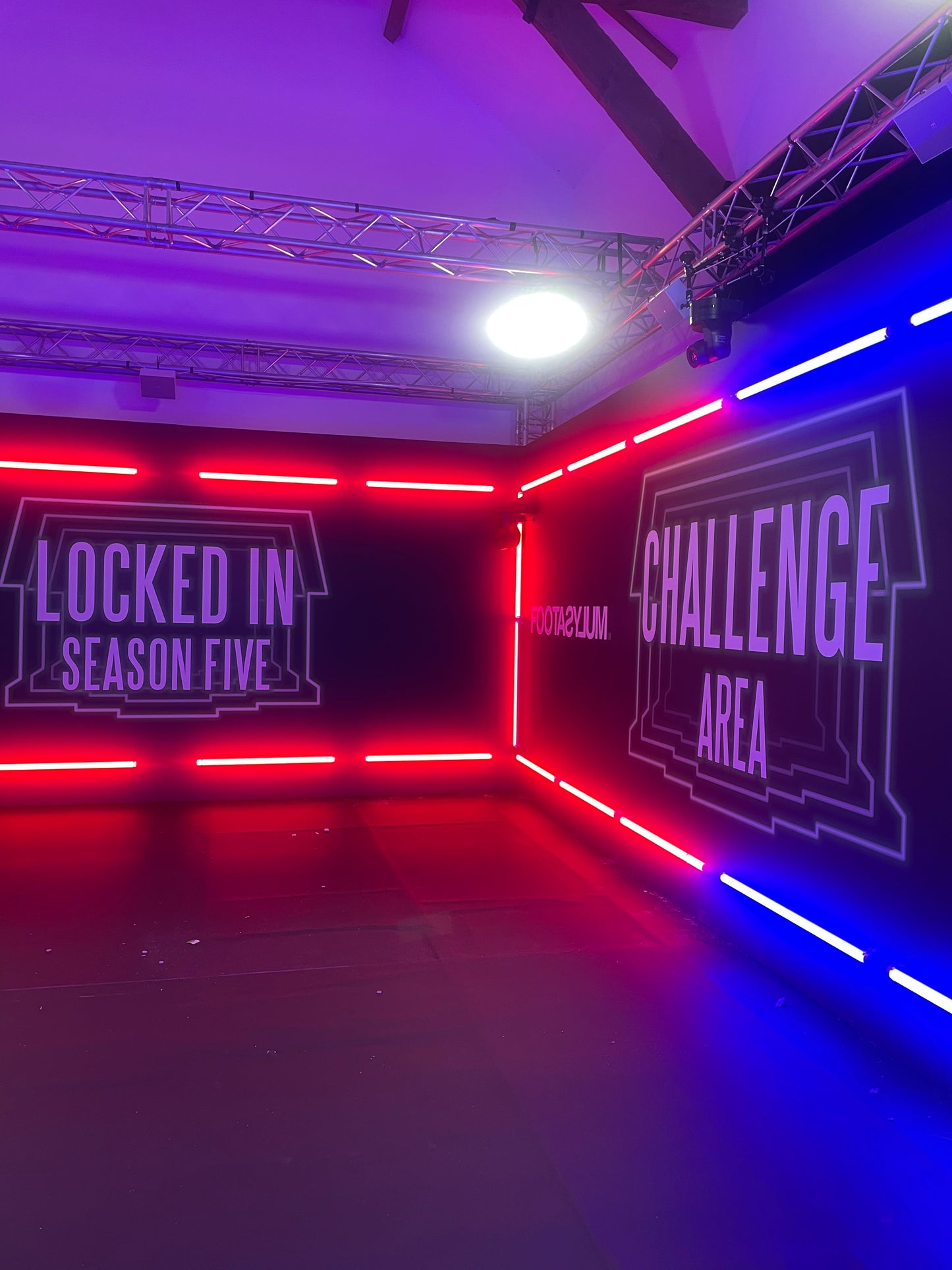 LOCKED IN - FOOTASYLUM